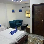 Pyramids Classic Apartment