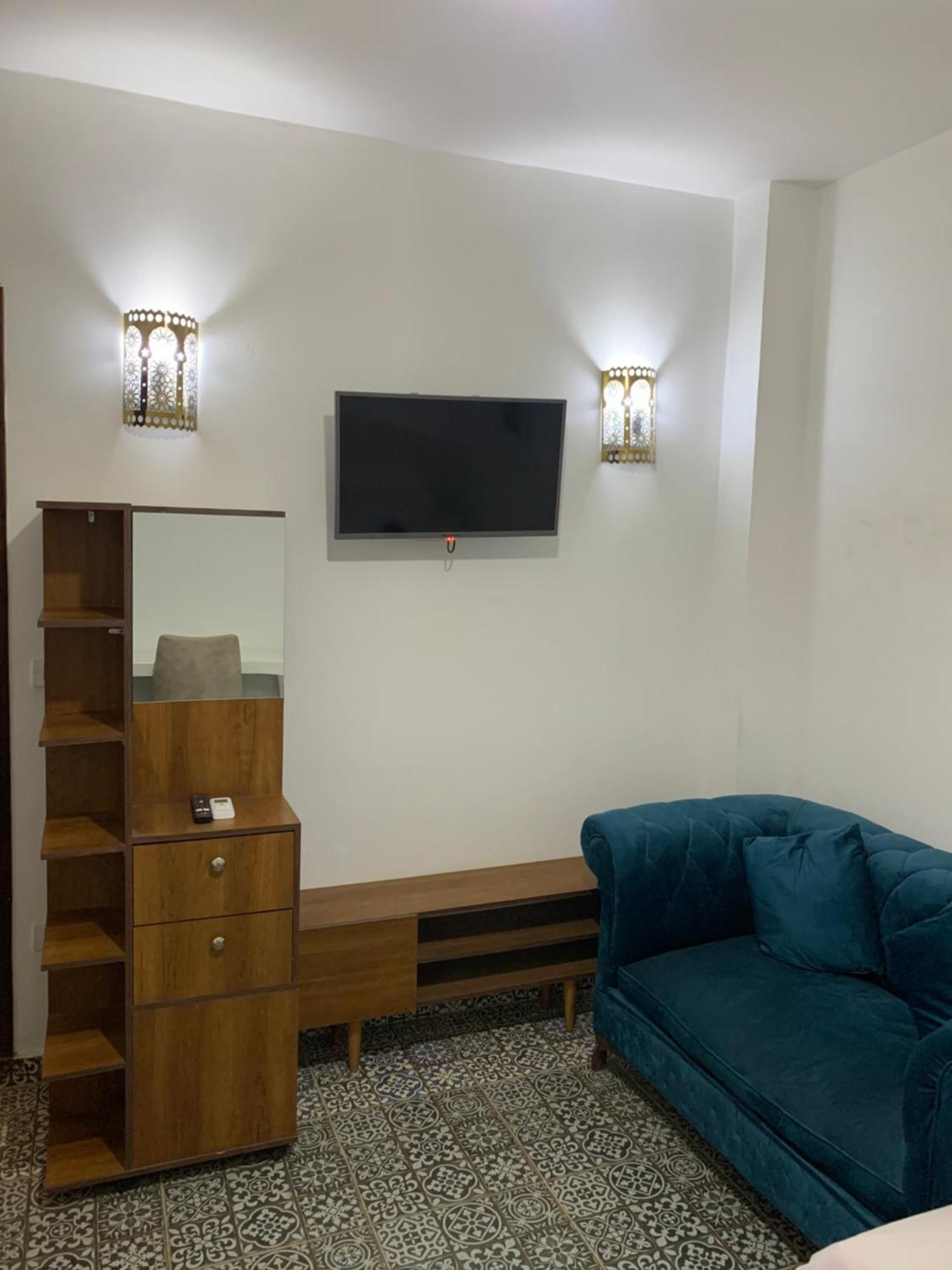 Pyramids Classic Apartment Cairo